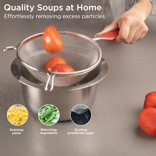 Image of Stainless Steel Soup Strainer, Juice Strainer, Modern Food Strainer for Kitchen Use (Size 14cm Diameter) Pack of 1, Silver
