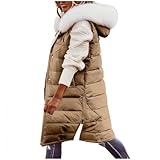 Design mi-long avec capuche et col faux amovible, offrant une coupe ajustée et élégante pour une flatteuse