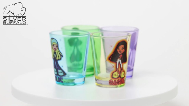 Amazon.com: Silver Buffalo Bratz 4 Pack Mini Glass Set, 1.5oz