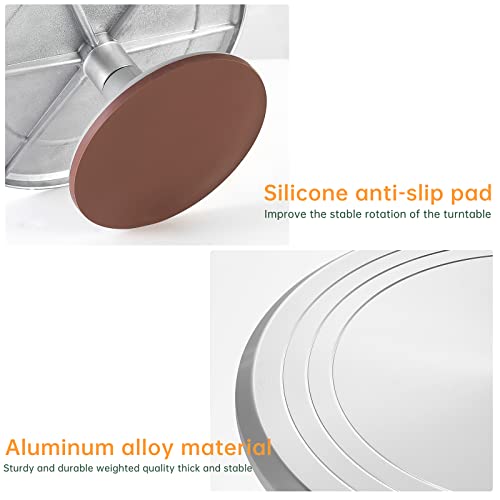 Décoration de gâteaux réussie avec ce support rotatif aluminium
