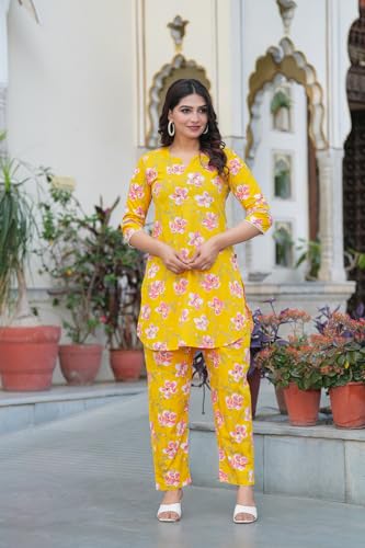 Image of Pistaa's Women Pure Cotton Floral Printed Straight Rounded Hem Co-ord Set