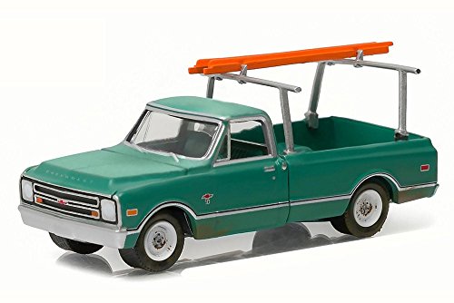 Greenlight New 1:64 Blue Collar Collection 1 Collection - Green 1968 Chevrolet C-10 with Ladder Rack Diecast Model Car