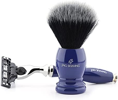 3-Kanten-Rasiermesser und Kunsthaar-Rasierpinsel mit blauem Griff von Jag Shaving für die Männerrasur