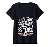Photo Gallery donna 38th wedding anniversary design - 38 years marriage matching maglietta con collo a v Photo Gallery donna 38th wedding anniversary design - 38 years marriage matching maglietta con collo a v