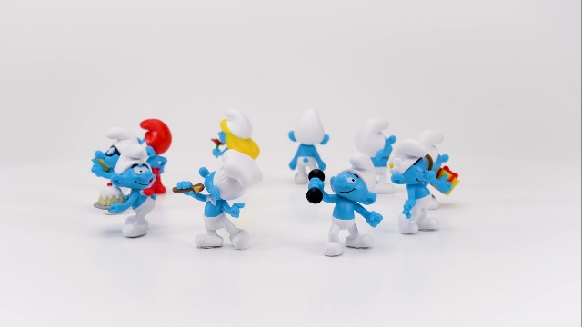 Amazon.com: The Smurfs 40TH Anniversary Classic Figure 10