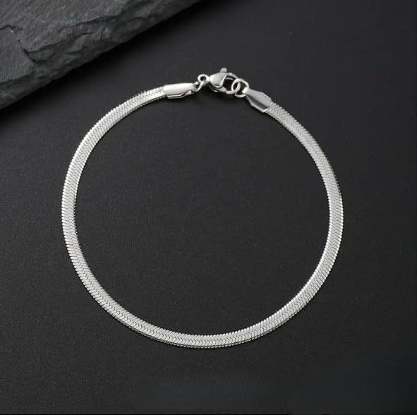 Elegant Snake Chain Bracelet for Men & Women | Premium Finish Flexible Chain Design | Fashion Accessory with Secure Lobster Clasp for Stylish Look