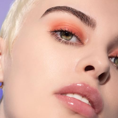 Lottie London Oil Slick in Vanilla Whip, Nourishing & Hydrating Lip Oil Infused with Vitamin E, Vitamin B, Almond Oil and Jojoba Oil, for a Non-sticky & Glossy Finish - Image 6