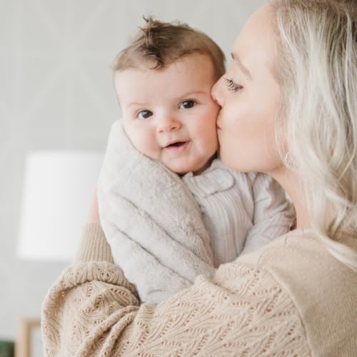 Image of SARANONI Security Blankets for Babies Super Soft Boutique Quality Lush Luxury Baby Blanket (Mini 15" x 20", Feather Gray)