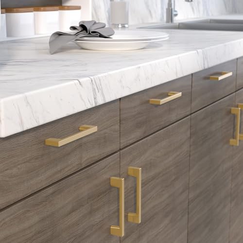 Image of Richelieu Hardware BP816096CHBRZ Armadale Collection 3 3 /4-inch (96 mm) Center-to-Center Champagne Bronze Modern Rectangular Cabinet and Drawer Pull Handle for Kitchen, Bathroom, and Furniture