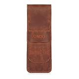 MIRADA CLÁSICA - El estuche de cuero para lápices y bolígrafos de Londo está diseñado para impresionar con su aspecto clásico y elegante; si bien es un complemento elegante para tus accesorios, también protege tus valiosos lápices y artículos similares que lleves contigo.
