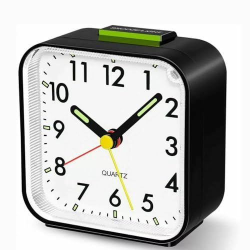 BAAQII Reloj despertador con pilas, para mesita de noche, silencioso, para escritorio, mesa simple, analógico, luz nocturna, sueño silencioso, para dormitorio, oficina, al aire libre, personas que