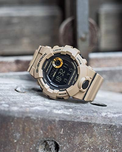 CASIO Men's digital quartz watch with resin strap.