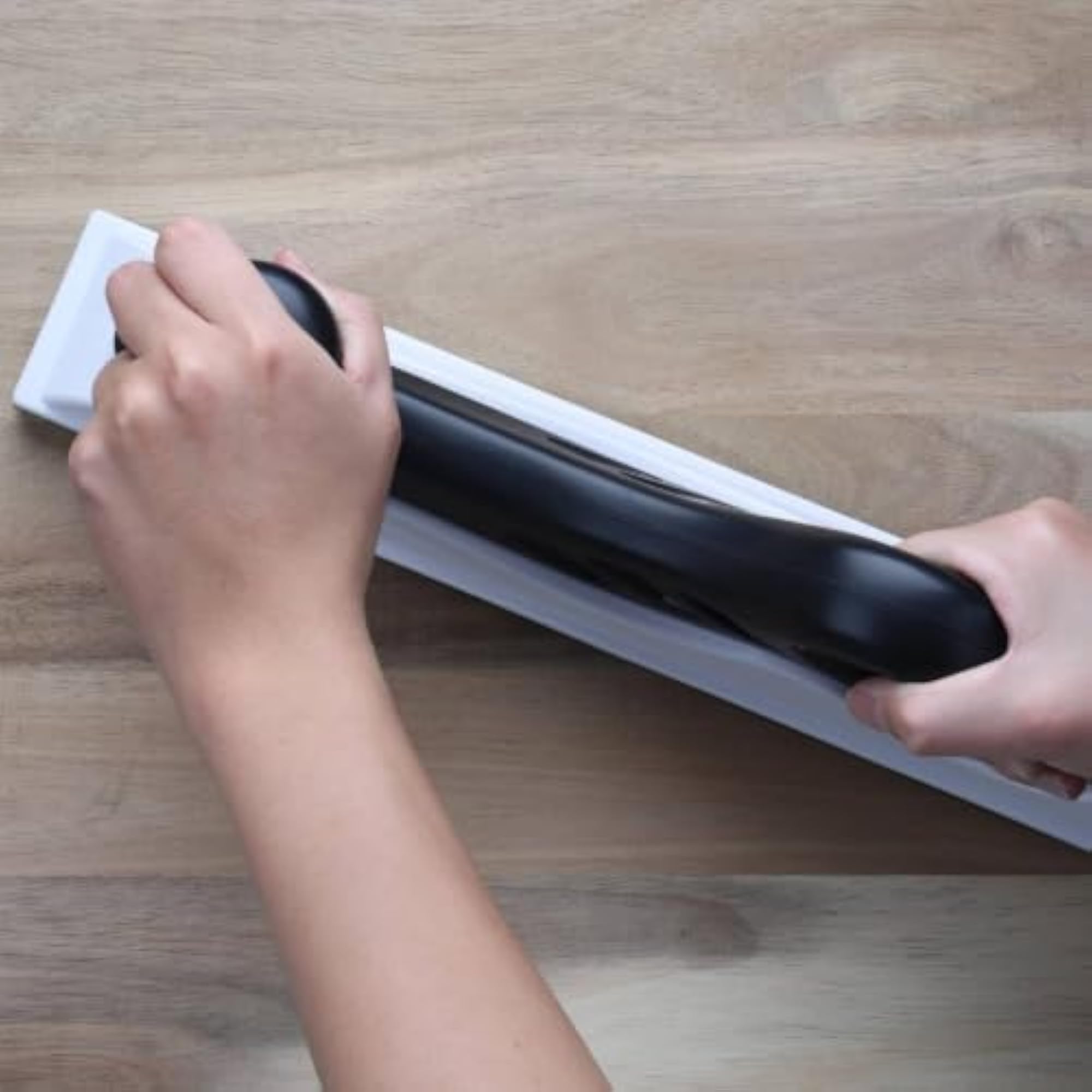 Ergonomic Handle Manual Dust Clear Sander, Lightweight