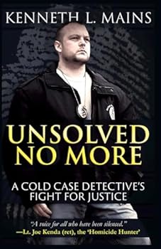 Paperback Unsolved No More: A Cold Case Detective's Fight For Justice Book