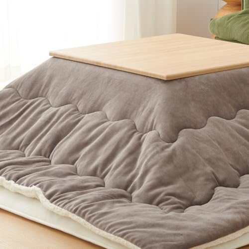 クモリ(Kumori) こたつ布団 190X190cm 単品売り 吸湿発熱 リバーシブル 正方形 フランネル 柔らかい 無地 こたつ用布団 あったか 厚手 フランネル ふわふわ ぽかぽか ぬくぬく 冬用 静電気防止 毛抜けない コタツふとん 火燵布団 こたつ掛布団 無地・カーキ/アイボリーの画像