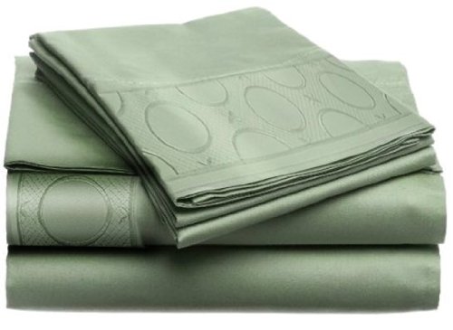 Parure de lit 4 pièces Allegra Queen pour une chambre cosy style sauge