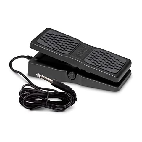 AKAI Professional Expression Pedal - lightweight, robust, non slip pedal for MIDI Keyboard Controllers, Guitar supported effects, with 1.8m cable Cover