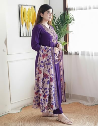 Image of KLOSIA Women Embroidery Kurta and Pant Set with Dupataa