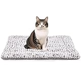 ペット用保温マット ホットマット 電気不要 体温で蓄熱 ホットカーペット対応 犬用 猫用 あったかペットマット 暖かい毛布 ペットマット 冷え対策 物理的保温 （60×50cm）