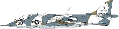 Miniatura 3 de Airfix Model Airplane Kit Gift Set - A04057A Hawker Siddeley Harrier GR.1AV-8A, Plastic Plane Model Kits for Adults & Kids 8+, Skill Level 2, 172