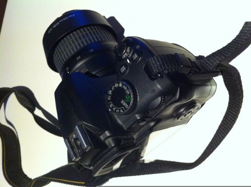 Ficha técnica Nikon D3000 VBA250K001 Cámara Réflex Digital 10.2 MP Objetivo 18-55 mm VR Color Negro - Fernando Cortés Ficha técnica Nikon D3000 VBA250K001 Cámara Réflex Digital 10.2 MP Objetivo 18-55 mm VR Color Negro - Fernando Cortés