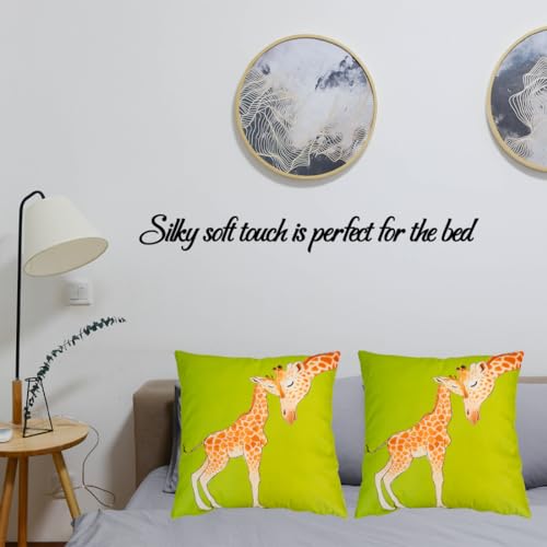 DILOXNSU Giraffe Gifts Cushion Covers 45 x 45 cm Baby Giraffe and Mum Green Double-Sided Decorative Pillows Covers for Livingroom Sofa Bed Home Outdoor Garden Decor Cushions Covers 18 x 18 inch - Image 4