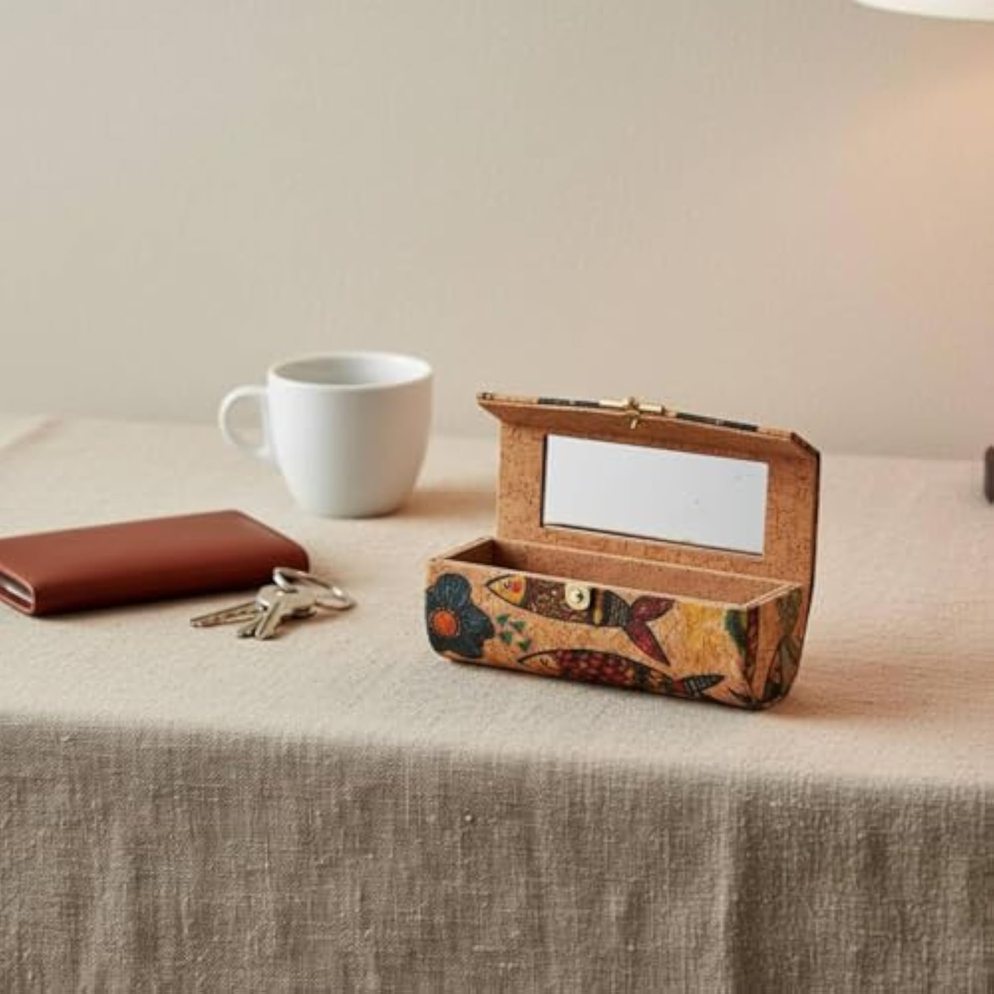 Chinese Design Lipstick Case with Mirror, Foldable