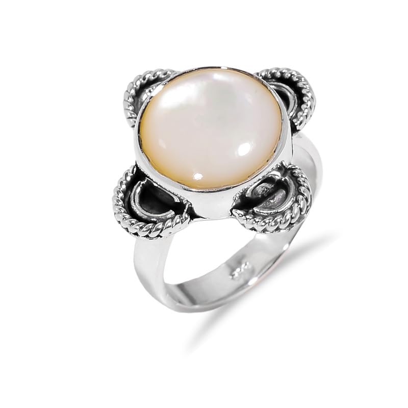 Bague en nacre en argent 925, le cadeau de fiançailles idéal pour un engagement sincère