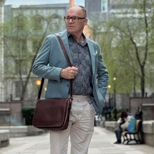 Image of Time Resistance Leather Messenger Bag for Men, Handmade Crossbody Bag, Shoulder Bag Made in Italy