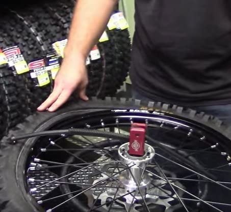 image for Baja No Pinch Kit 25mm Axle Shaft Accessory, Fits 25-28mm Axles, Mount