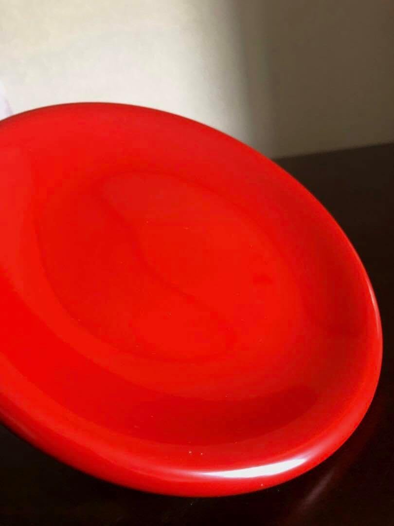 希少　沖縄　琉球漆器　紅房　べんぼう　黒漆　ハイビスカス柄　丸盆　銘々皿５枚 希少 沖縄 琉球漆器 紅房 べんぼう 黒漆 ハイビスカス柄 丸盆 銘々皿5