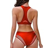 Idéal pour créer des estivaux élégants, ce deux-pièces est un essentiel de la garde-robe de vacances pour les femmes recherchant confort et style