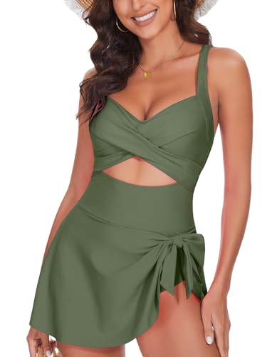Maillot de bain une pièce gainant idéal pour vos séances de bronzage chic à la plage