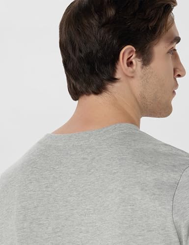 Image of Gap Men Printed Regular fit Half Sleeve Round Neck T-Shirt