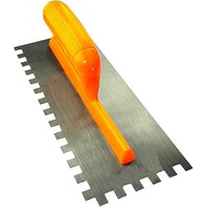 AERZETIX – 10x10mm gekerfde troffel – Troffel voor tegels – Tandspatel – Handmatig Bouwgereedschap – Metselwerk/Gips – Kunststof handvat – Staal – C45925