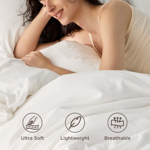 Image of Bedsure Duvet Cover Queen Size with Fitted Sheet - 4 Pieces Prewashed Polyester Extra Soft Bedding Set, Includes 1 Duvet Cover 90''x90'' with Zipper Closure, 2 Pillow Shams, 1 Fitted Sheet, White