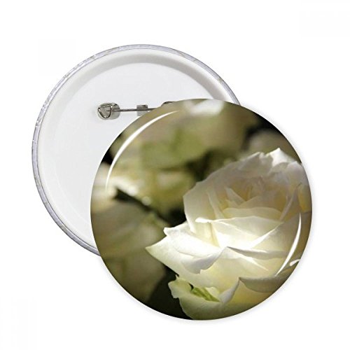 Badge bouton roses blanches foncé XL pour personnaliser vos vestes et sacs au quotidien