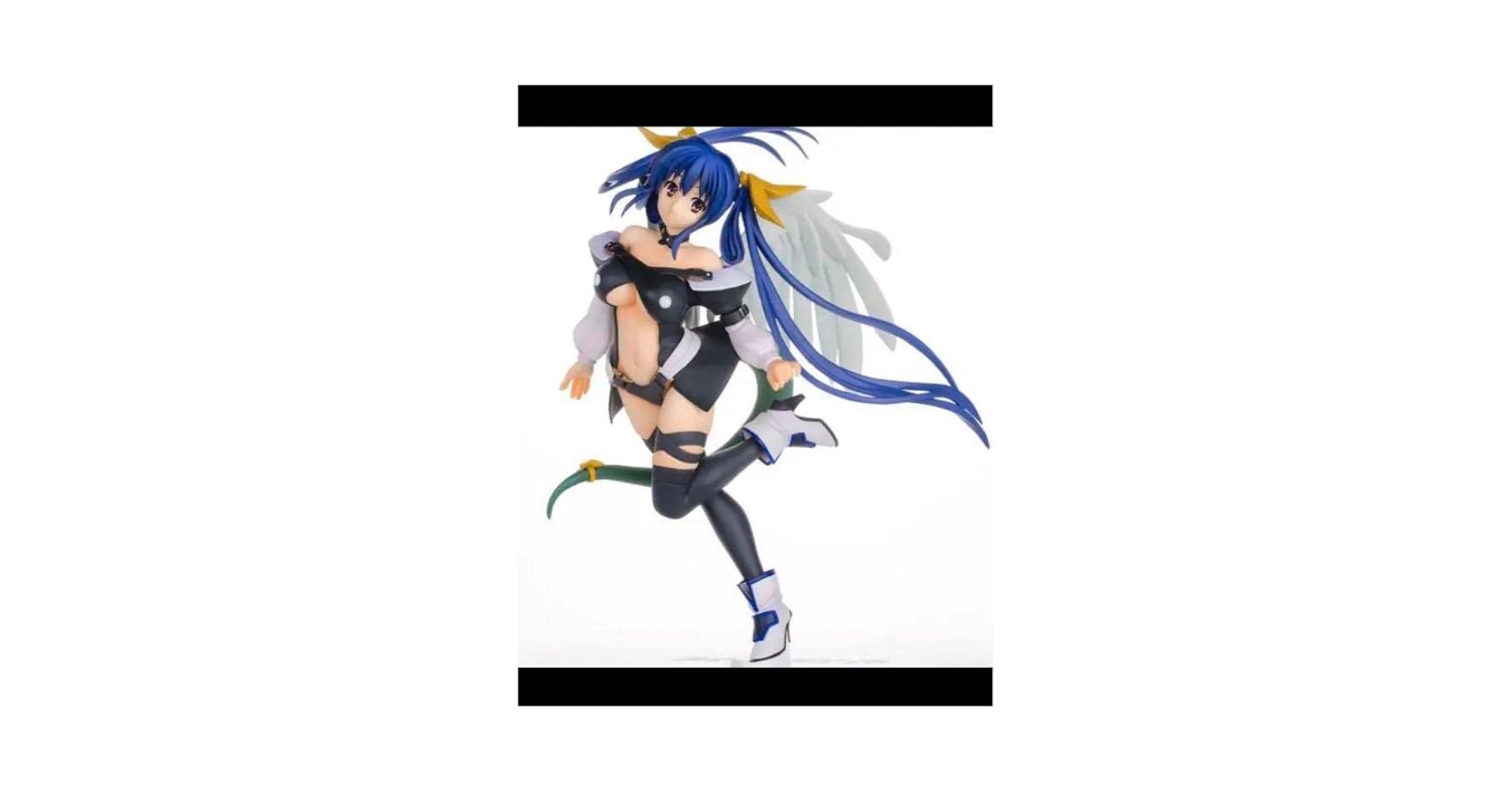 ブレイブルー タペストリー 4枚セット＋ギルティギア1枚 Amazon