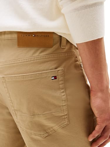 Image of Tommy Hilfiger Men's Causal Five Pocket Pants with Stretch in Straight Fit