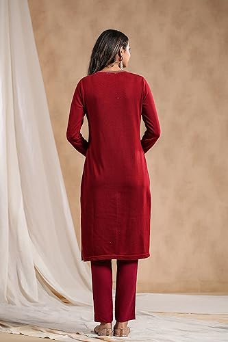 Image of Ishin Womens Polyester Regular Fit Jacquard Style Geometric Pattern Straight Winterwear Kurta