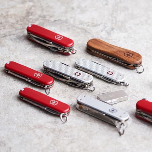 Victorinox Swiss Army Knife, Jetsetter, Small (58 mm), Red Scale, 0.6263 | Multiutility tool