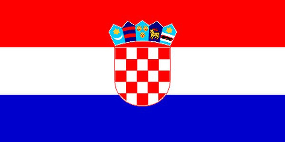 Flagtex Croatia Flag Small 3ft x 2ft (90cm x 60cm), Croatian National Flag for Garden Display Outdoor Polyester Flag