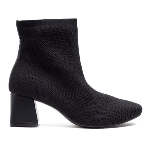 Bota Feminina Bebecê de Malha Knit com Bico Quadrado Preto - 37