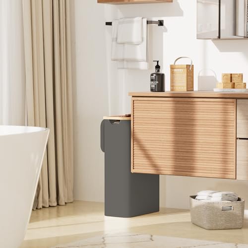YOUDENOVA Cesta para la ropa sucia con tapa, 48 L, estrecha, con bolsa de lavandería, plegable, clasificador de ropa sucia, de madera de bambú, cestas altas para la colada, color gris oscuro - imagen 5