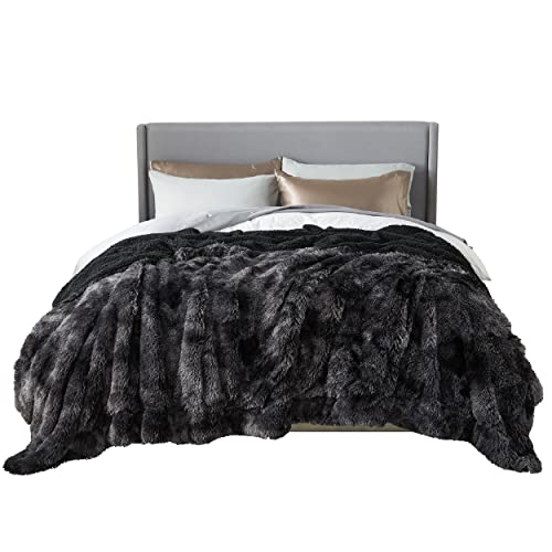 The Best Black Queen Size Blanket for a Cozy Night In