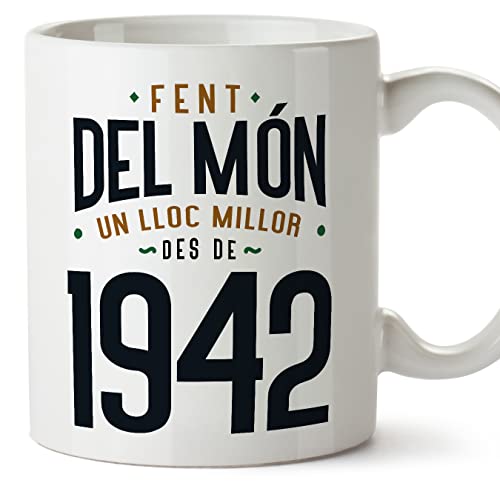 MUGFFINS Tazas 1942 Cumpleaños - En Catalán - Fent del Món un Lloc Millor - 11 oz / 330 ml - Regalo original y divertido