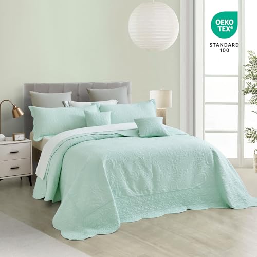 Image of Oversized King Bedspread, Ultrasonic Lightweight Bedding Cover, Paisley Pattern, Reversible, 5 Piece, 100% Microfiber, Skylight