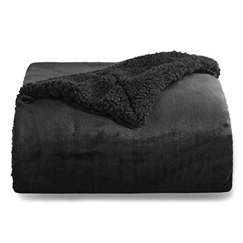 BEDSURE Decke Sofa Kuscheldecke schwarz - warm Sherpa Sofaüberwurf Decke, Dicke Sofadecke Couchdecke, 150x200 cm XL Flauschige Wohndecke für Couch