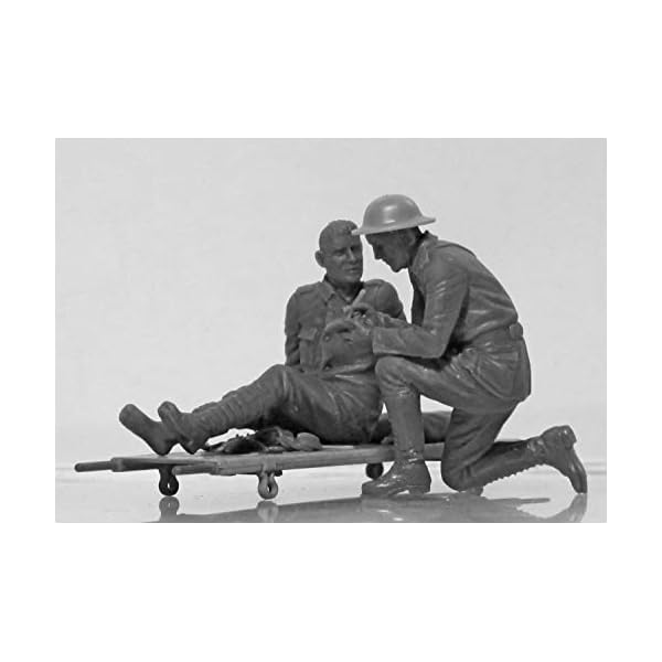 ICM 35662 Modellbausatz Model T 1917 Ambulance with US Medical Personnel, Schwarz – Bild 7