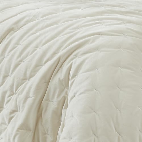 Image of Lush Decor - Quilt Set, 3-Piece Cozy Velvet Bedding with Matching Shams, Embroidered Stitch Design (Haven Cream, Full /Queen)